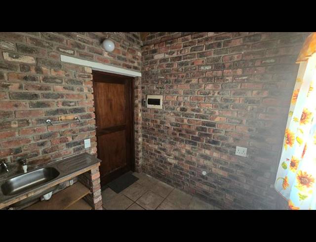 1 BEDROOM HOUSE FOR SALE IN PERLEMOENBAAI